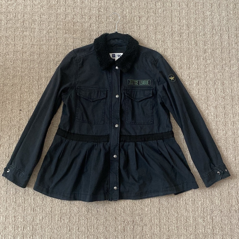 Gap x DC Comics Wonder Woman Justice League Sherpa Lined Utility Jacket Medium - Picture 9 of 16